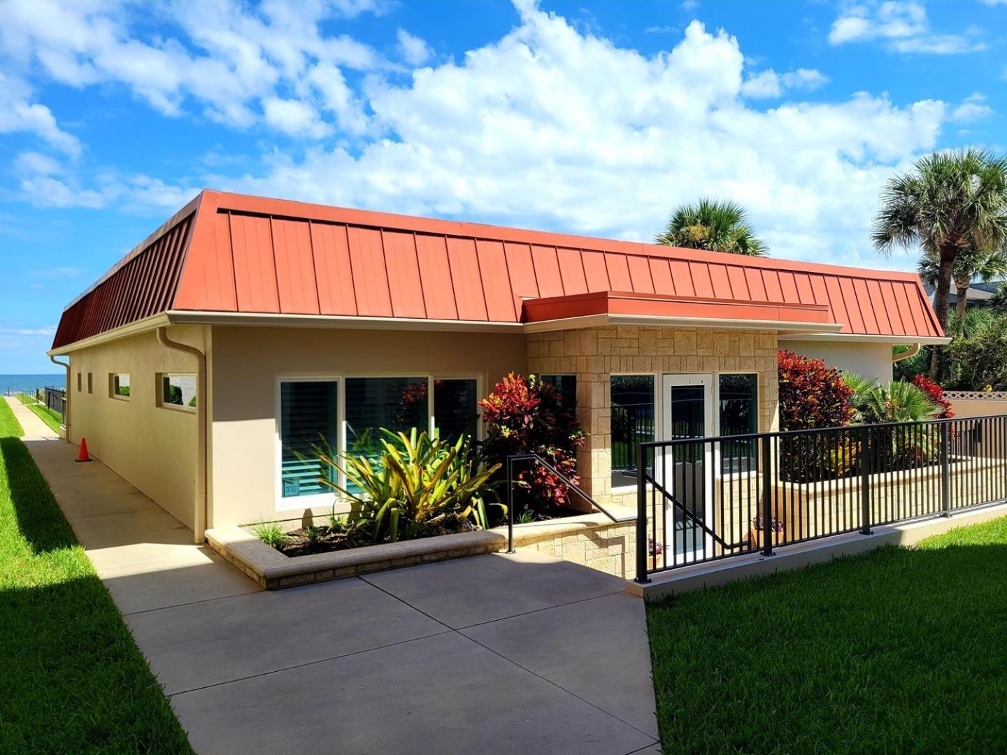 410 - Fourth Floor 1/1 Sleeps 2 Apartment New Smyrna Beach Bagian luar foto